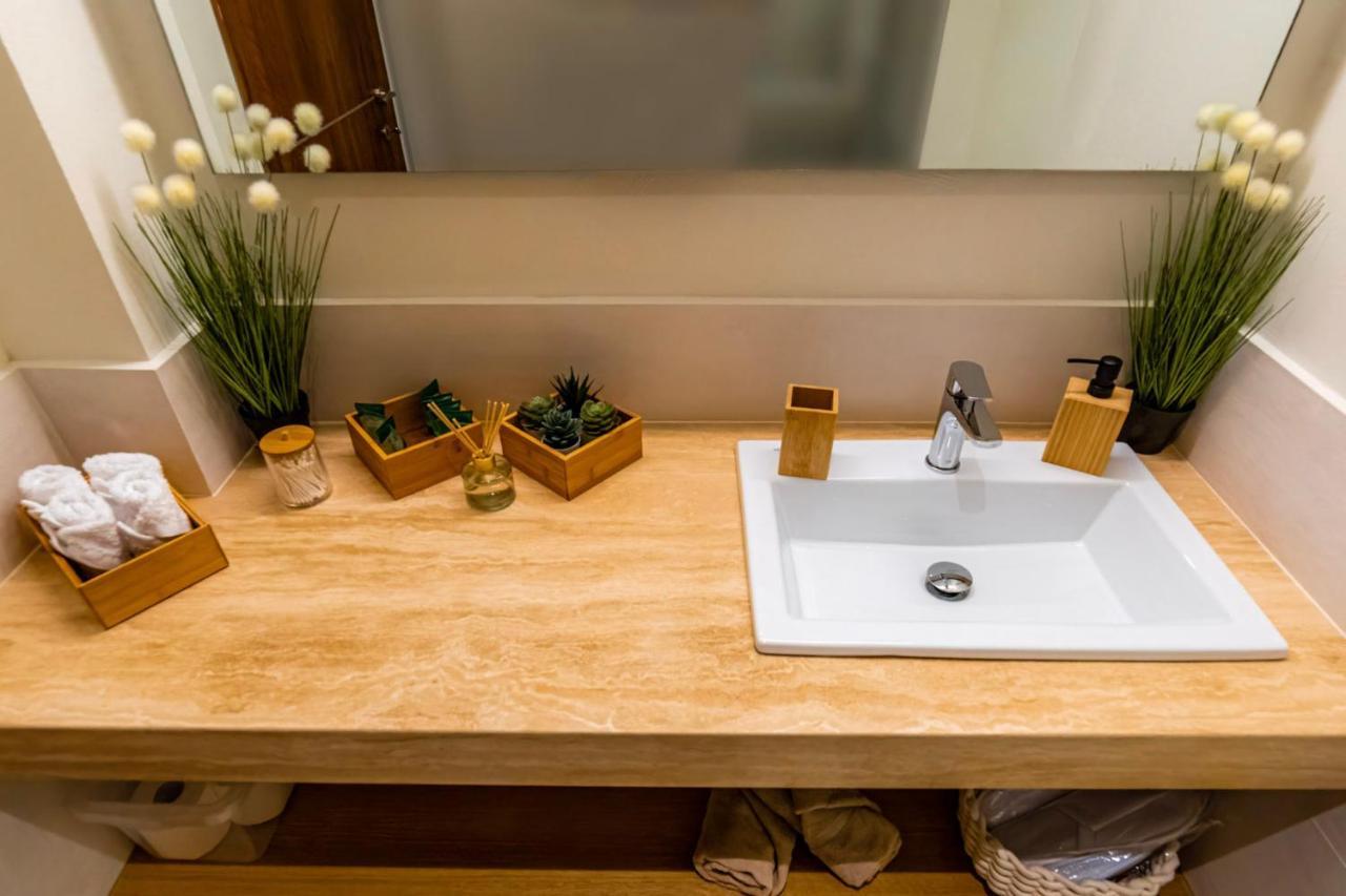 Luxury Town Center Suite, Β1 Heraklion  Bagian luar foto